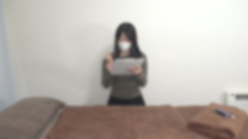 【無/生中出】一位迷人的高挑OL女士再次預訂了。她沒穿內褲和胸罩，讓我有點驚訝。非常感謝再次光臨。